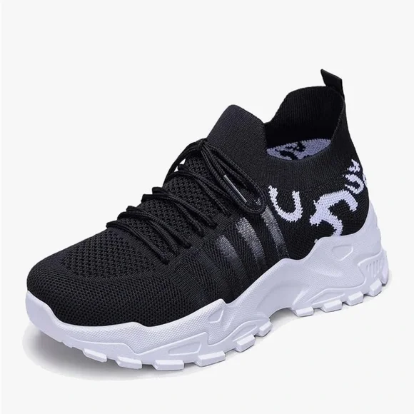 NWOT Black and White Stretchy Knit Sneakers - Picture 1 of 2